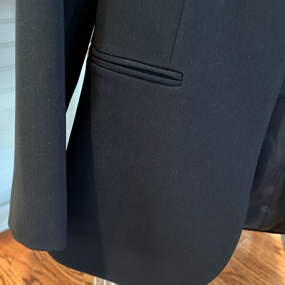 Brand New with Tags-Theory Crepe Blazer - Picture 6 of 7